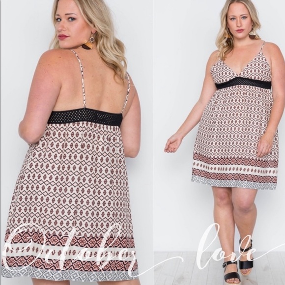 ⭐️⭐️  Plus Patterned Sundress⭐️⭐️ - Picture 2 of 8